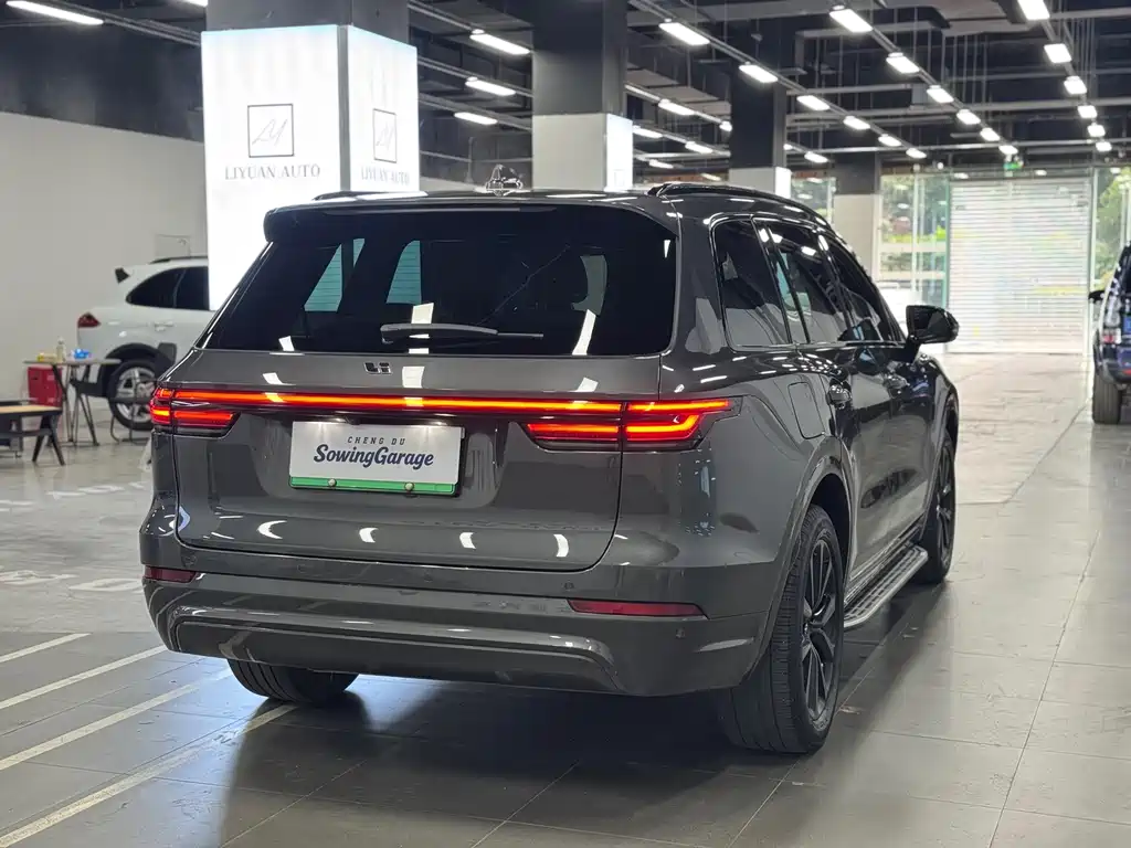 Li Auto Li ONE — миниатюра 8