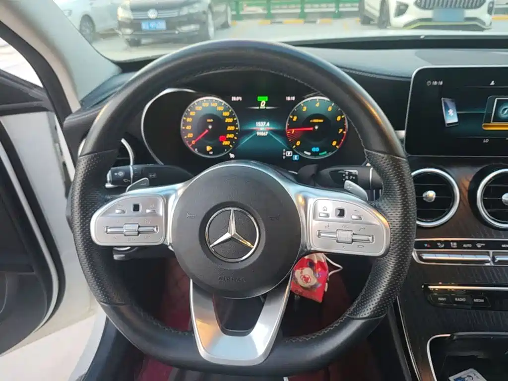 Mercedes-Benz C-Class — миниатюра 15