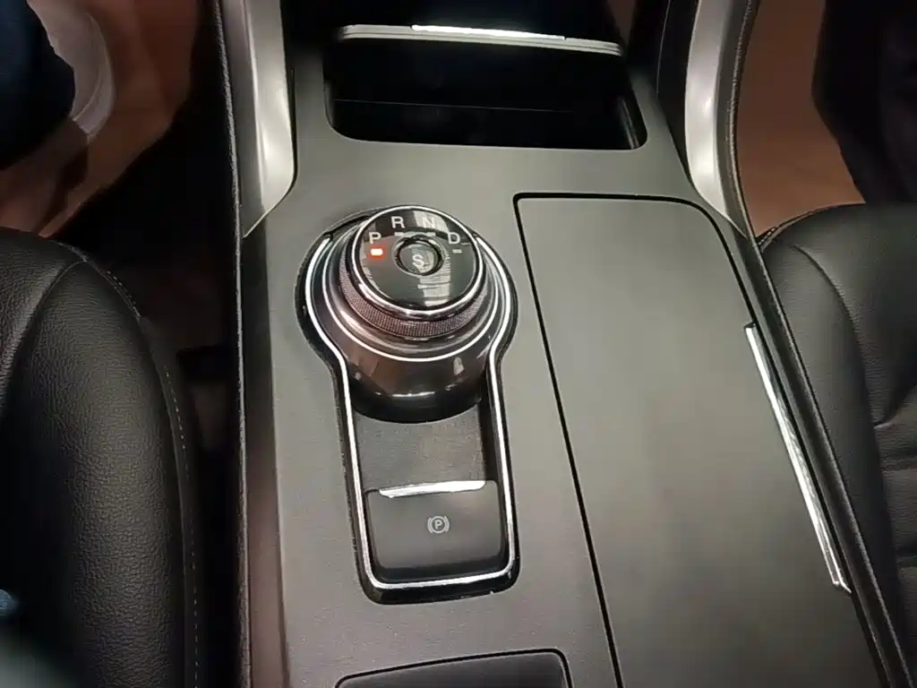 Ford Mondeo — миниатюра 14