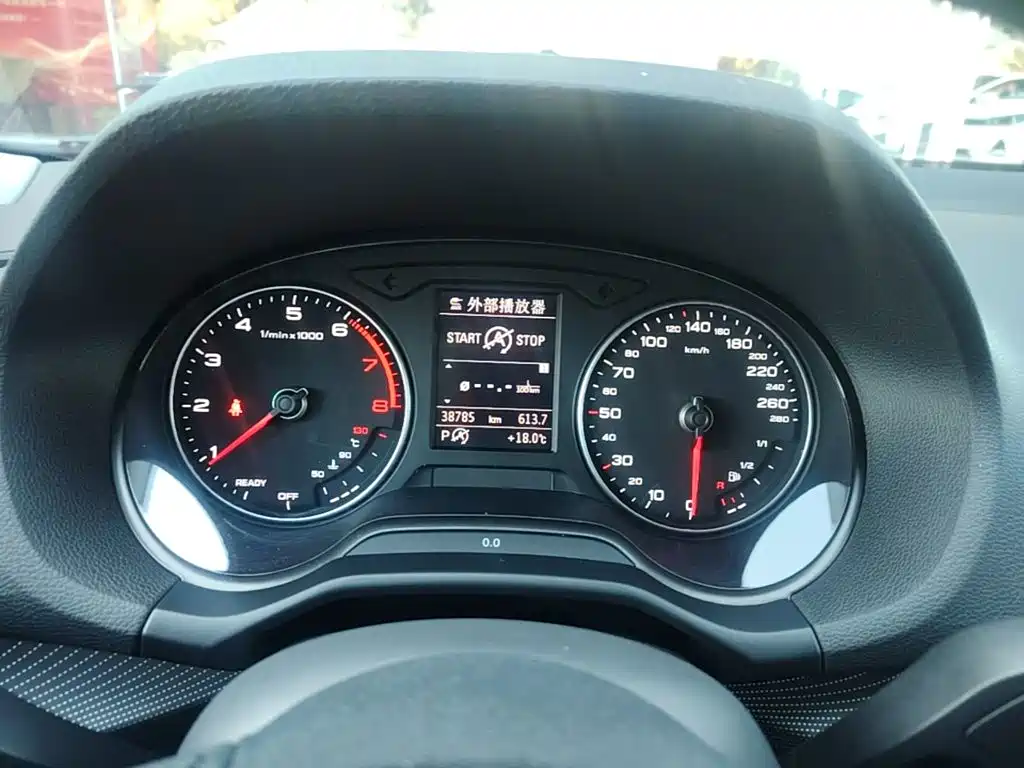 Audi Q2L — миниатюра 12