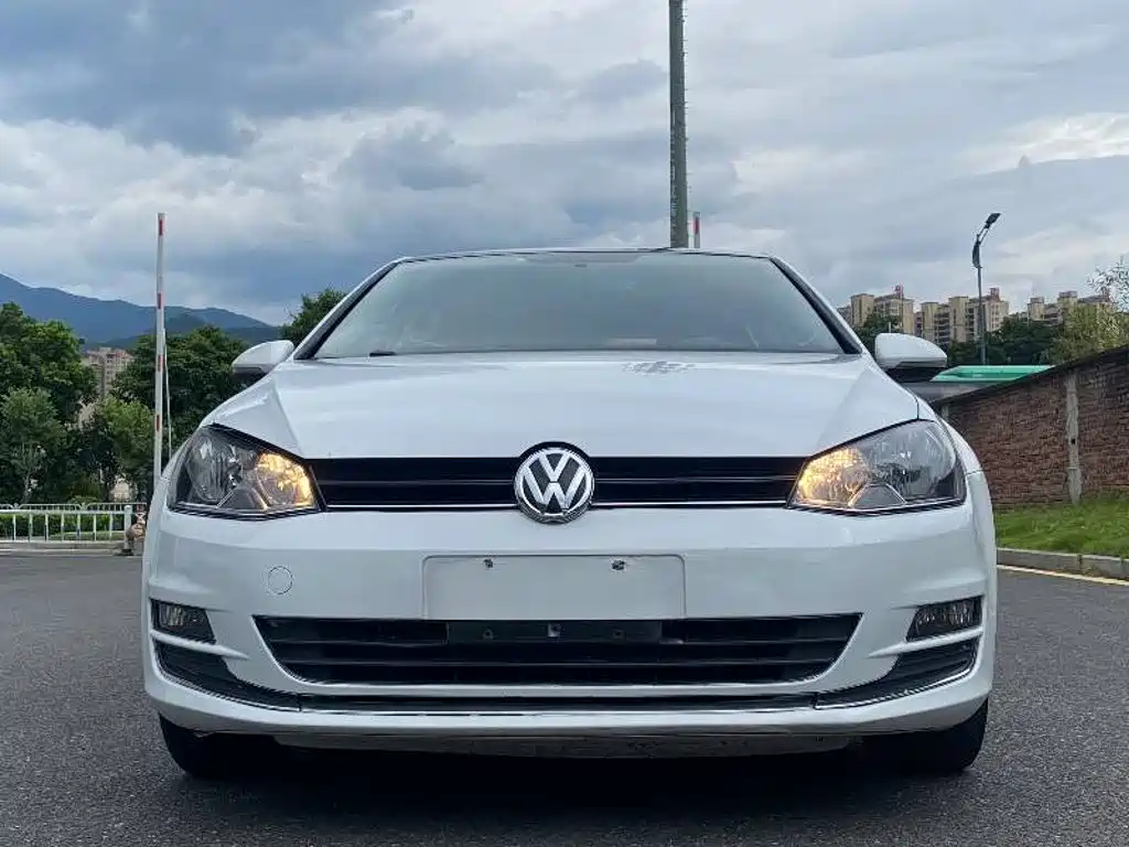 Volkswagen Golf — миниатюра 2