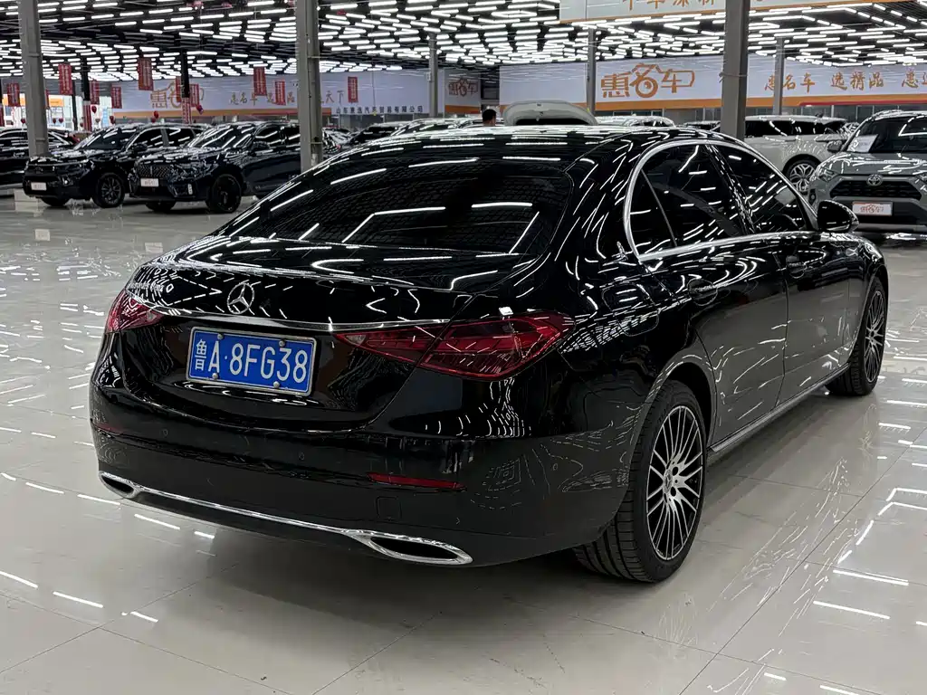 Mercedes-Benz C-Class — миниатюра 9