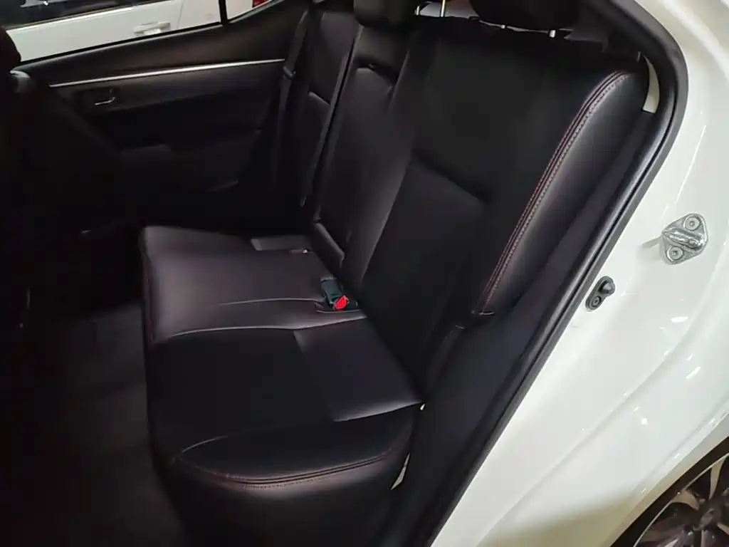 Toyota Corolla — миниатюра 17