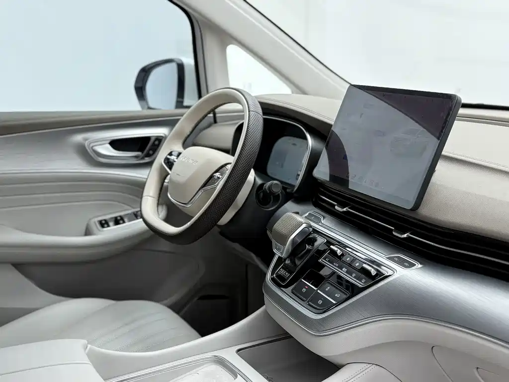 Roewe iMAX8 New Energy — миниатюра 16