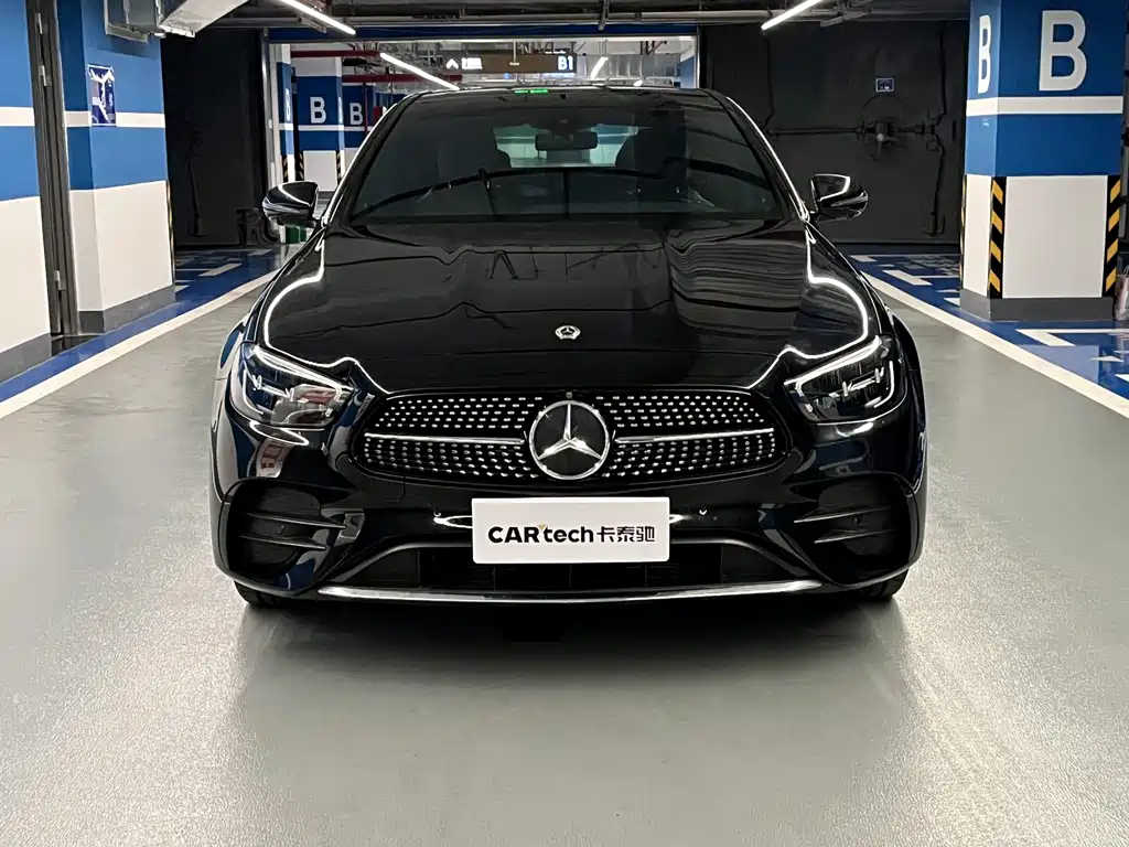 Mercedes-Benz E-Class — миниатюра 2