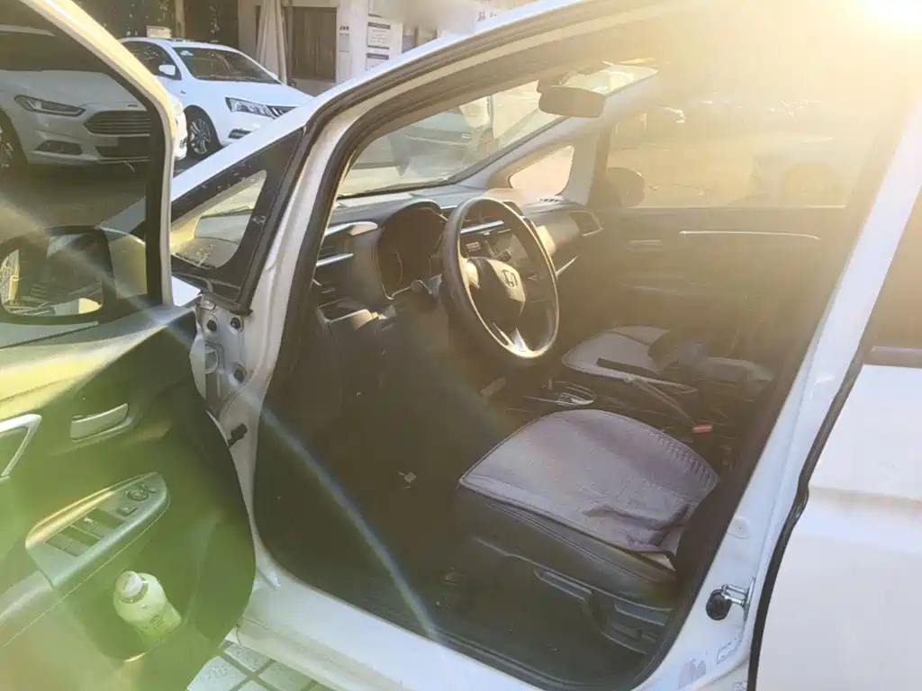 Honda Fit — миниатюра 16