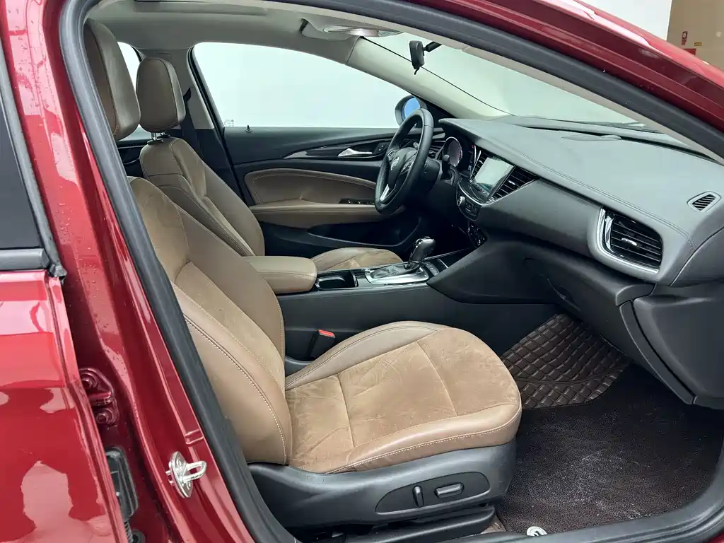 Buick Regal — миниатюра 15