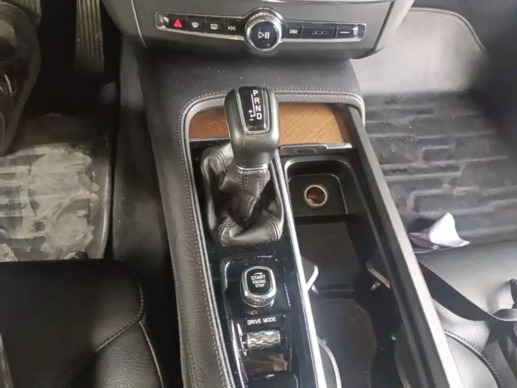 Volvo S90 — миниатюра 14