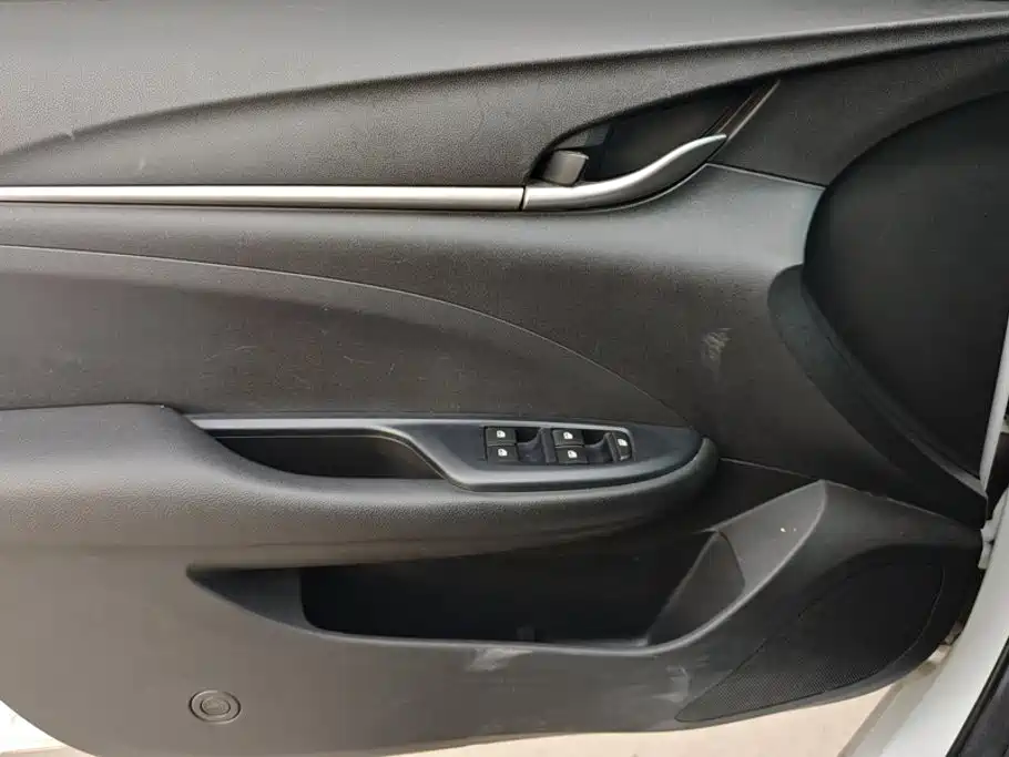 Buick Excelle — миниатюра 7