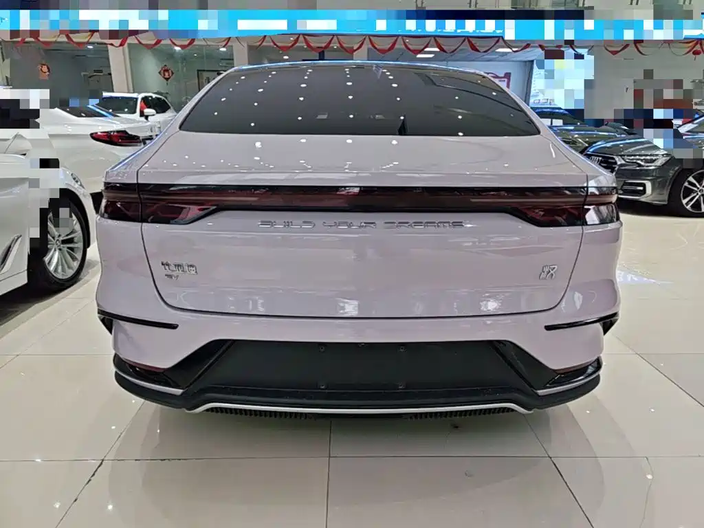 BYD Han — миниатюра 6