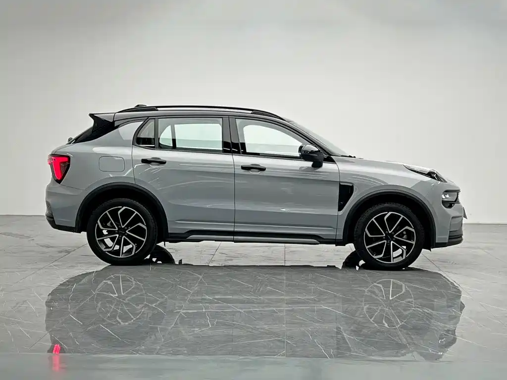 Lynk & Co 01 — миниатюра 7