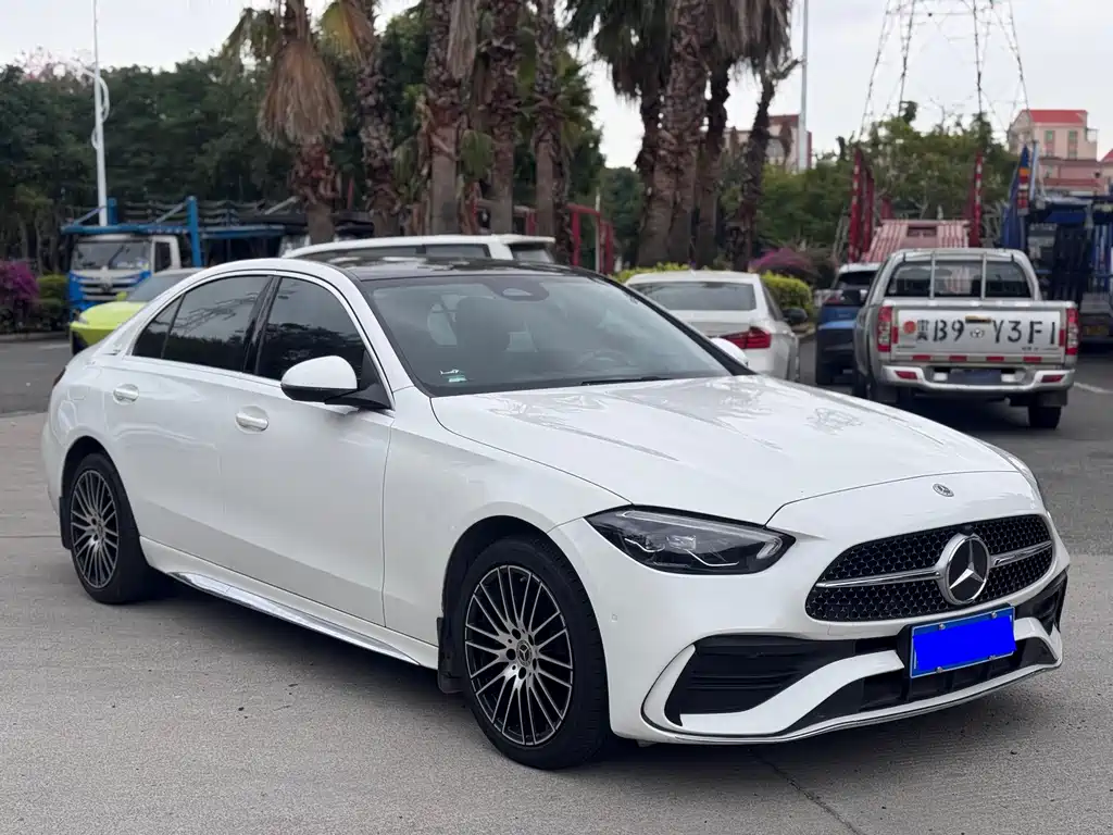 MERCEDES-BENZ C CLASS