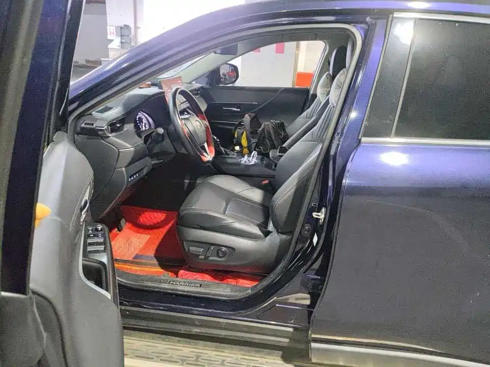 Toyota Harrier — миниатюра 5