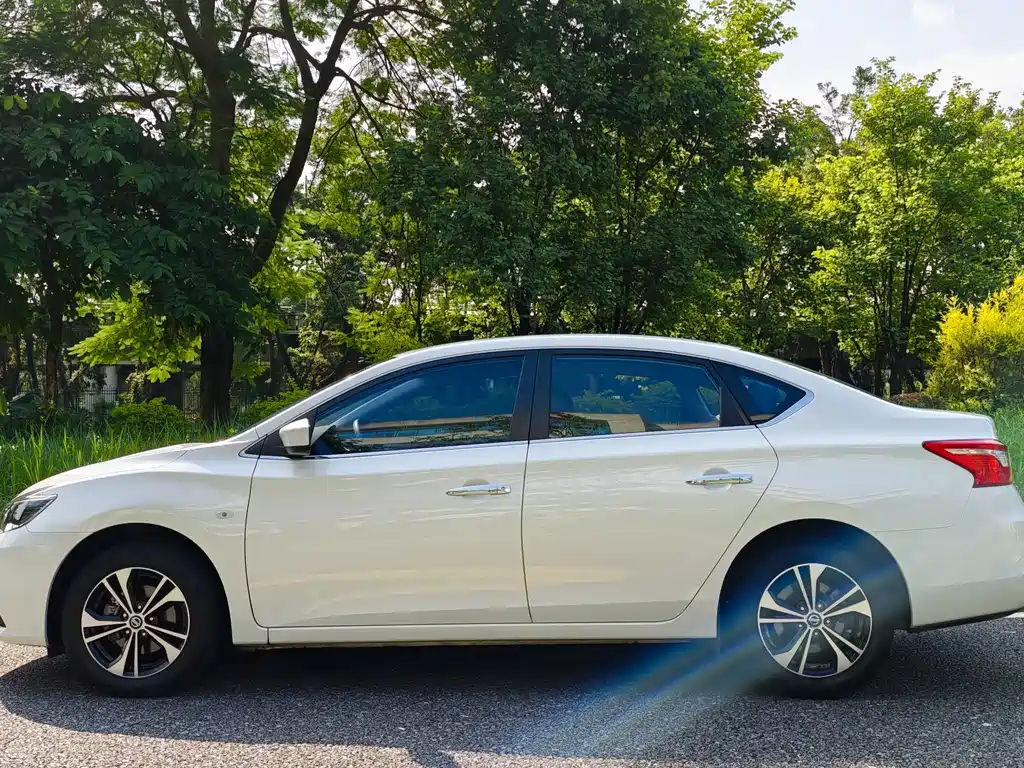 Nissan Sylphy — миниатюра 5