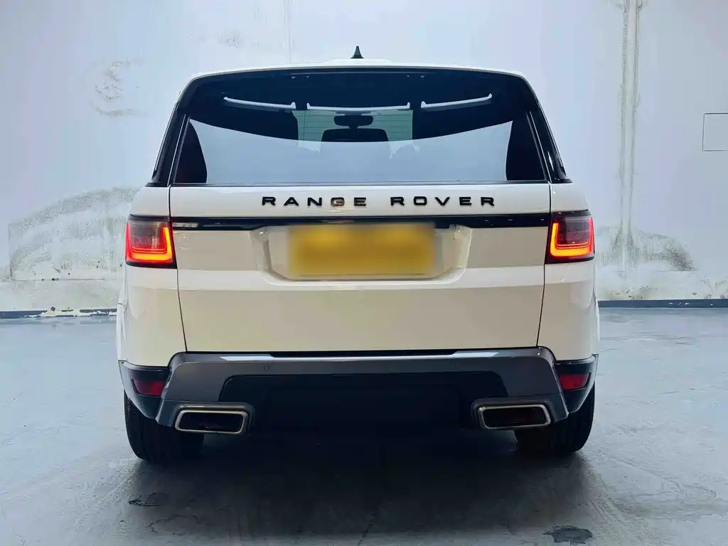 Land Rover Sport PHEV — миниатюра 6