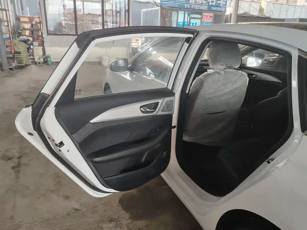 Roewe i6 MAX — фотографии объявления, Фото 12