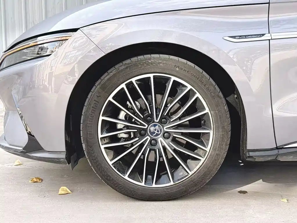 BYD Han — миниатюра 3