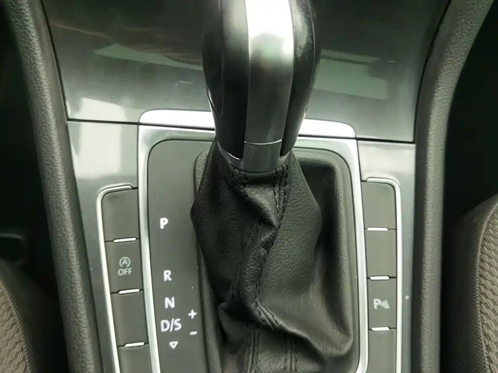 Volkswagen Golf (Import) — миниатюра 13
