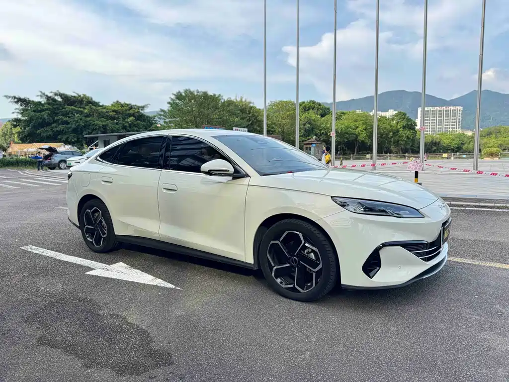 BYD Seal 06 — миниатюра 3