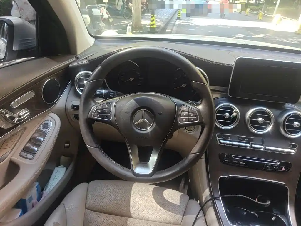 Mercedes-Benz GLC — миниатюра 3