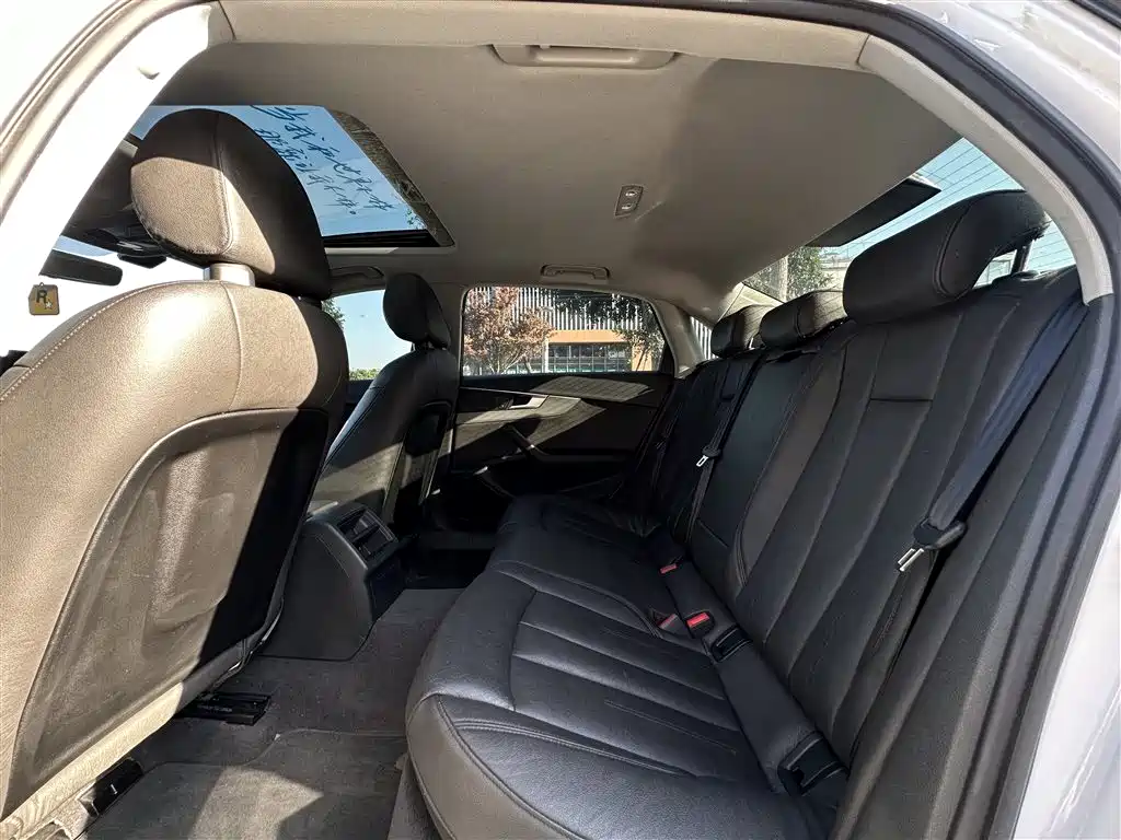 Audi A4L 2018 30 40 TFSI