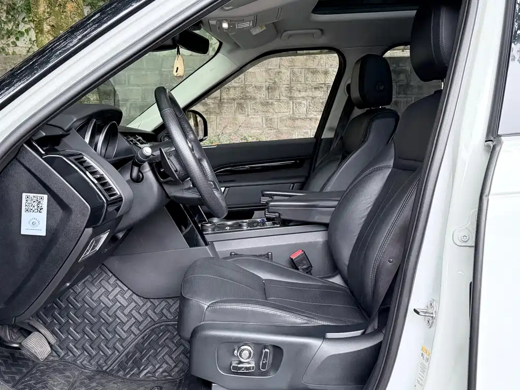Land Rover Discovery — миниатюра 4