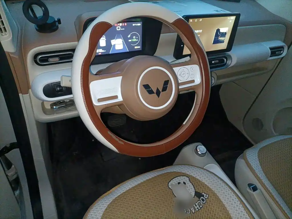 Wuling MINIEV — миниатюра 6