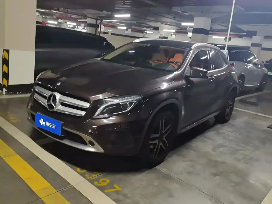 Mercedes-Benz GLA