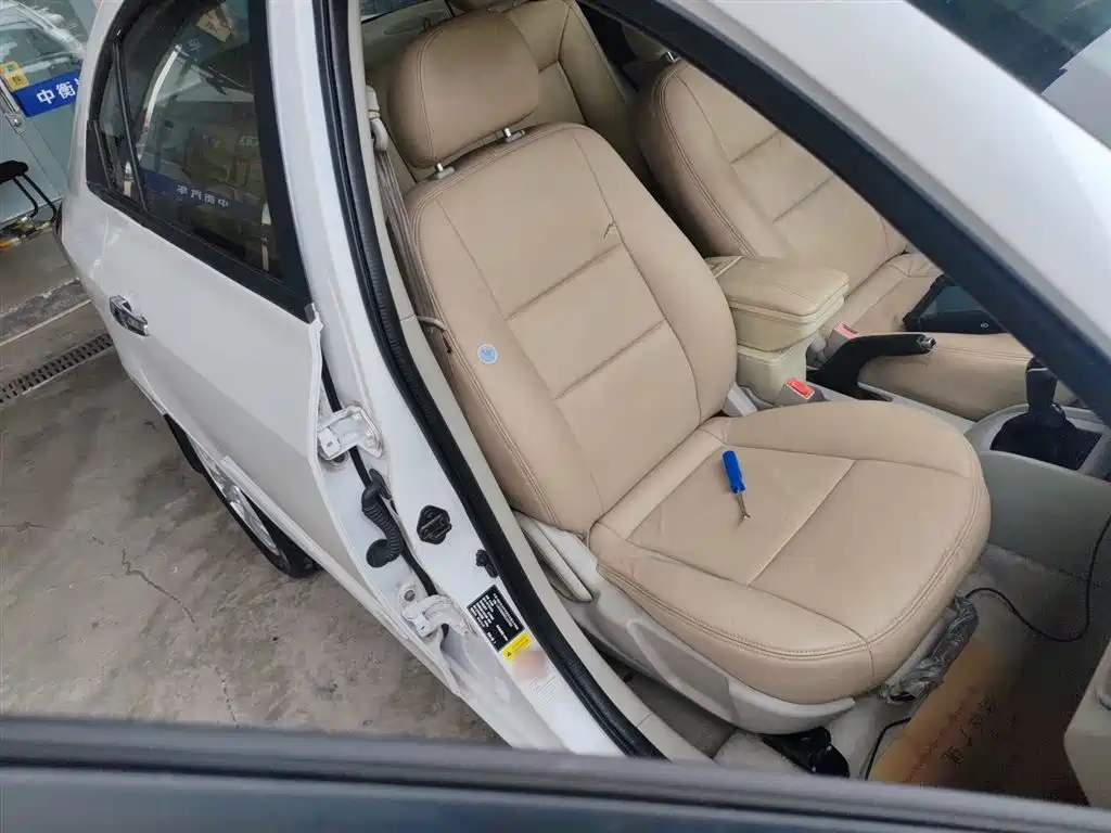 Changan V5 — миниатюра 25