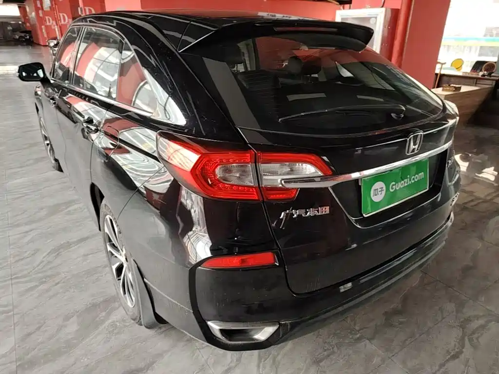 Honda Avancier — миниатюра 5