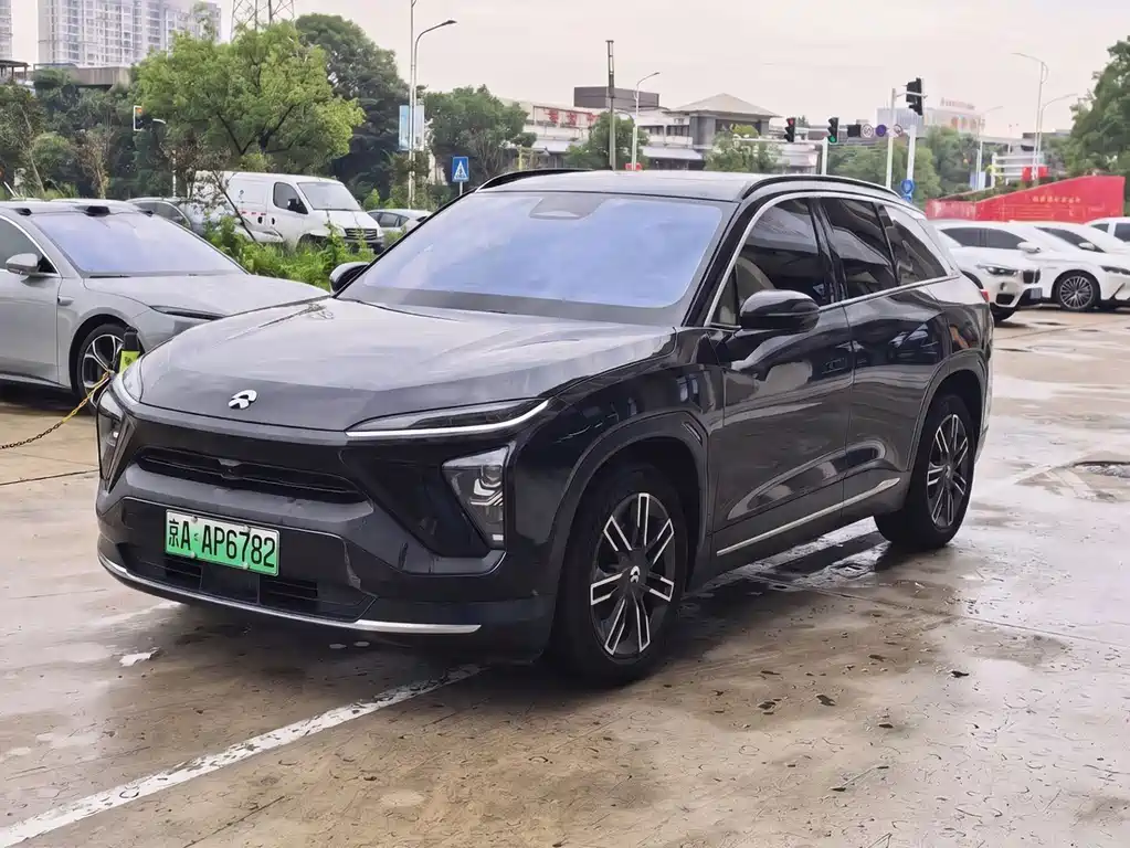 NIO ES6