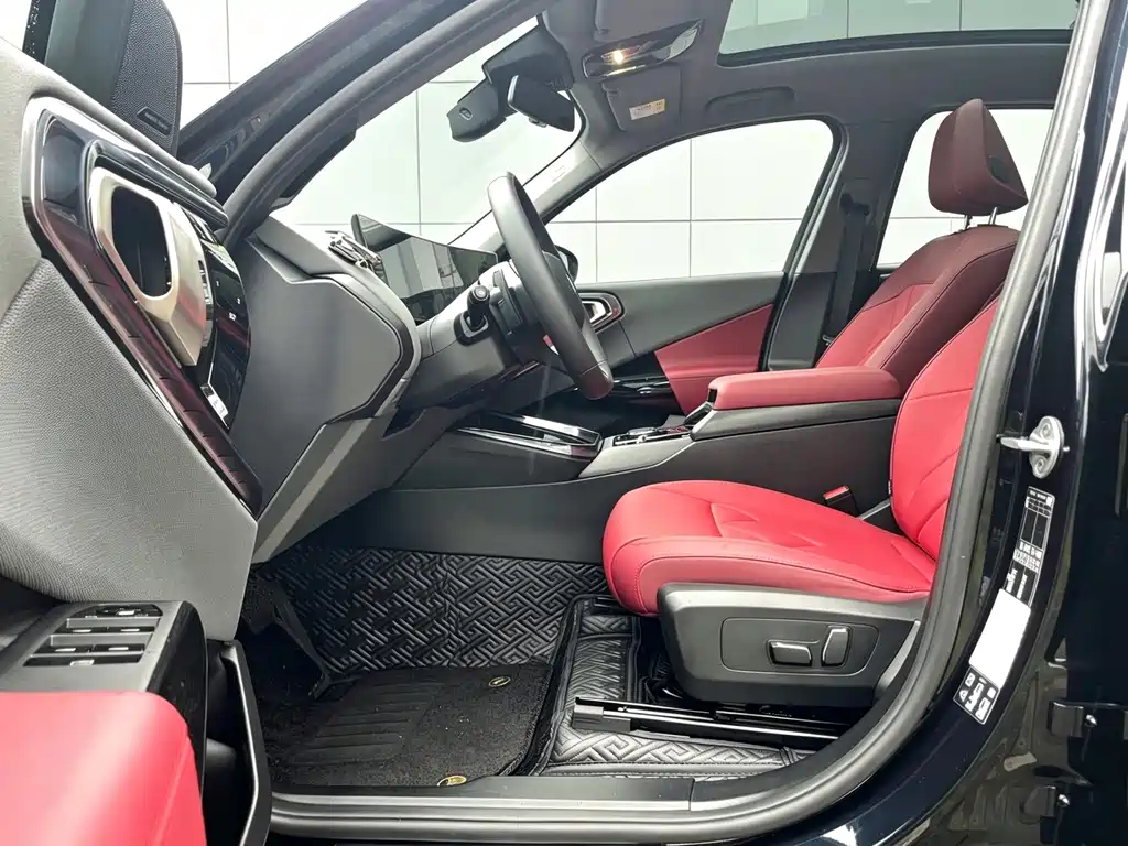 BMW X3 — миниатюра 9