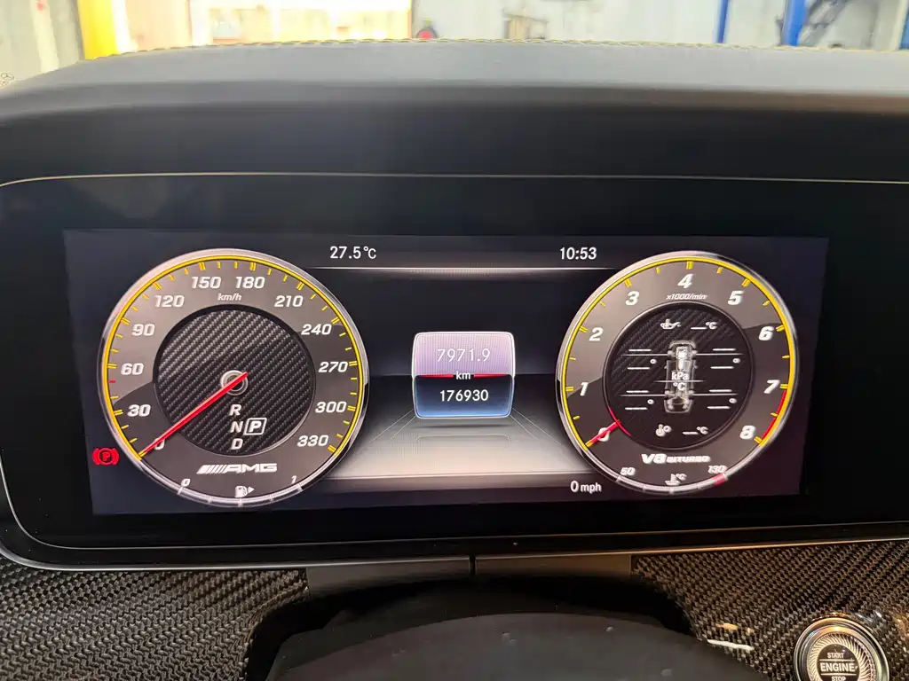 Mercedes-Benz E-Class AMG — миниатюра 11
