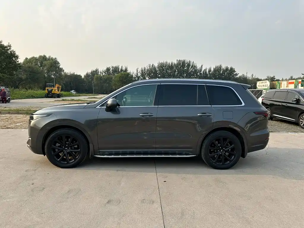 Li Auto Li ONE — миниатюра 7
