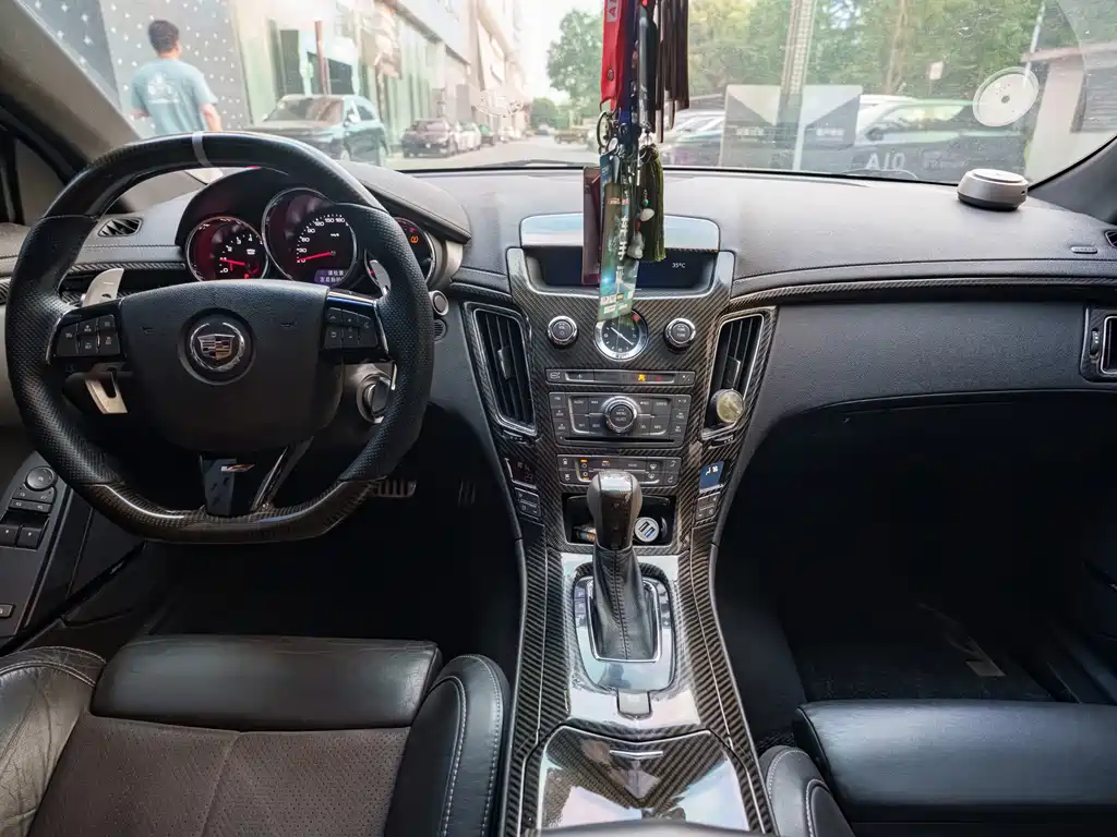 Cadillac CTS — миниатюра 8