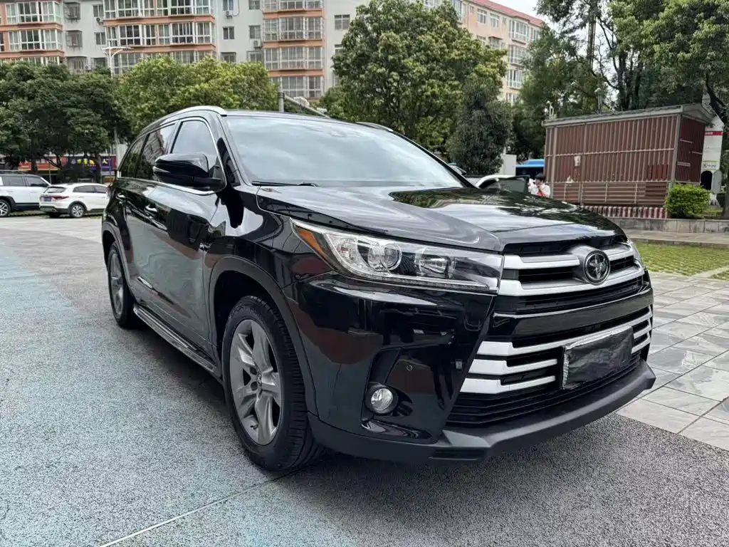 Toyota Highlander — миниатюра 4