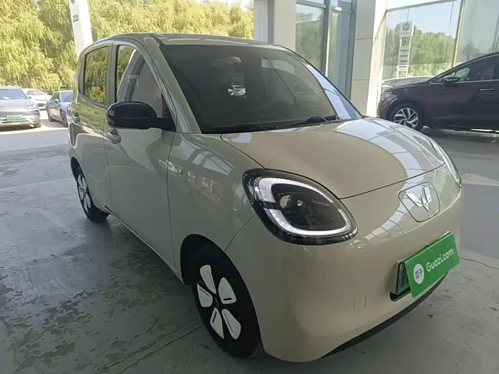 Wuling MINIEV — миниатюра 4