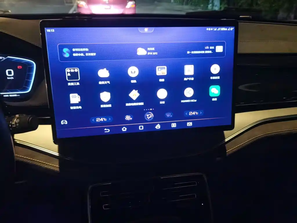 BYD Tang New Energy — миниатюра 14