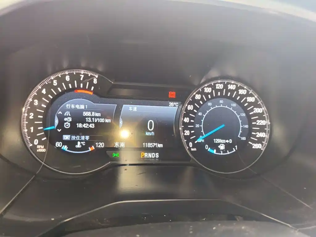 Ford Edge — миниатюра 12