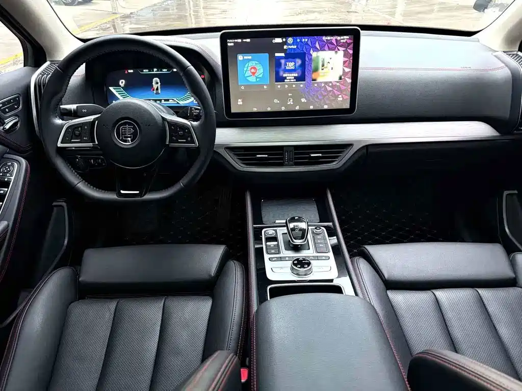 BYD Tang New Energy — миниатюра 8