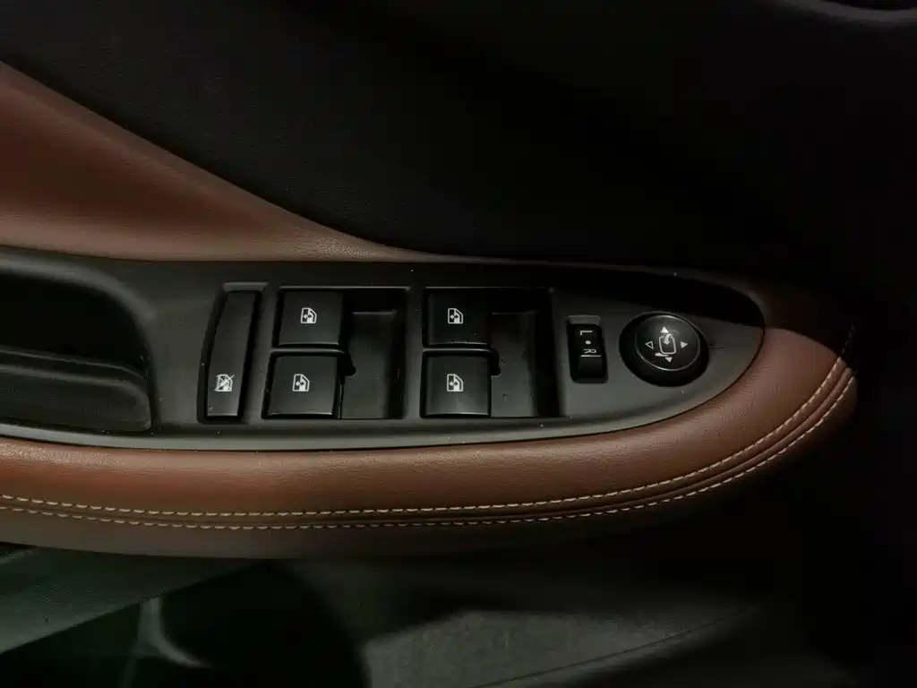 Buick Envision Plus — миниатюра 9