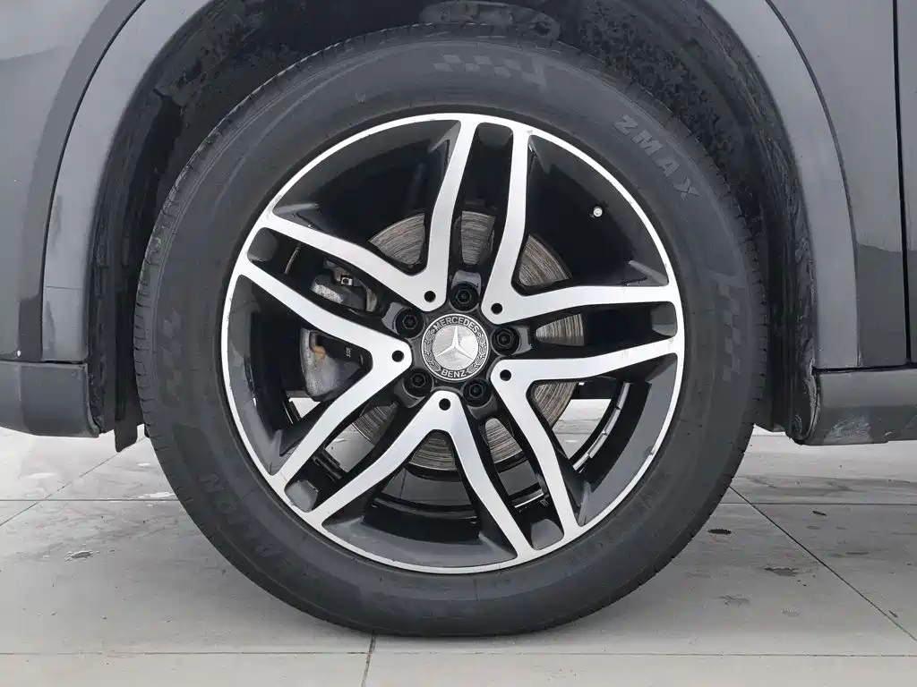 Mercedes-Benz GLA — миниатюра 17