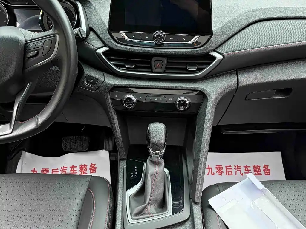Chevrolet Volando — миниатюра 6
