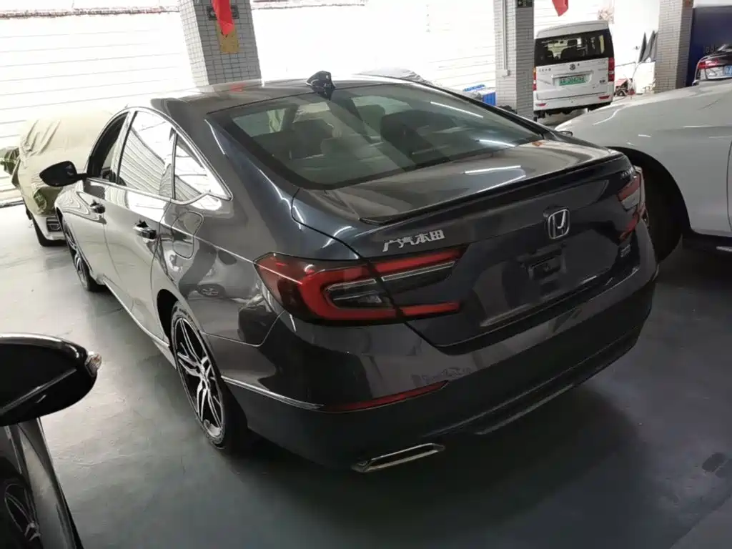 Honda Accord — миниатюра 5