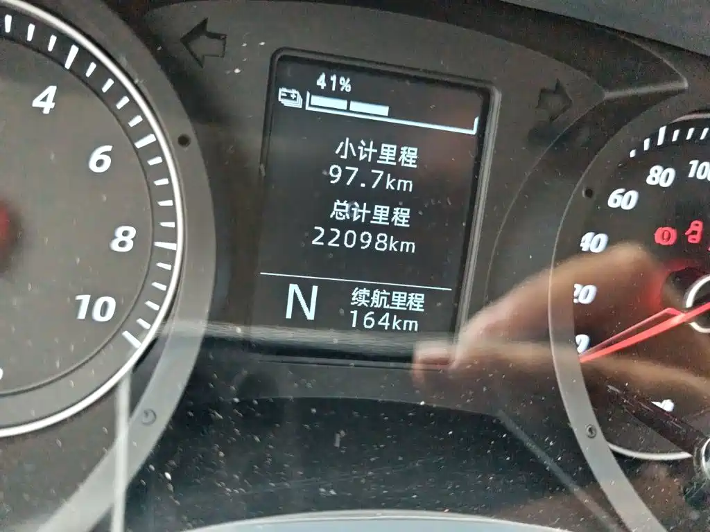 Wuling Yangguang — миниатюра 8