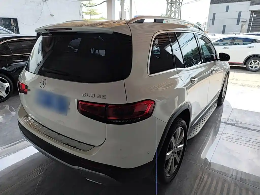 Mercedes-Benz GLB — миниатюра 7