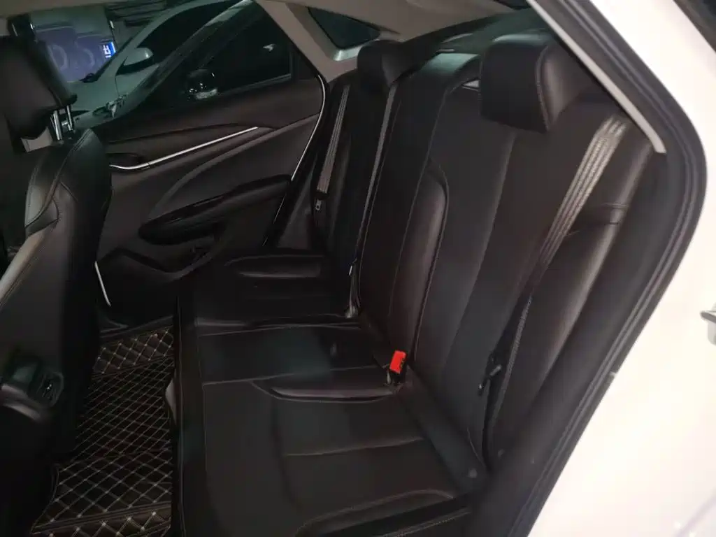 Buick Excelle — миниатюра 13