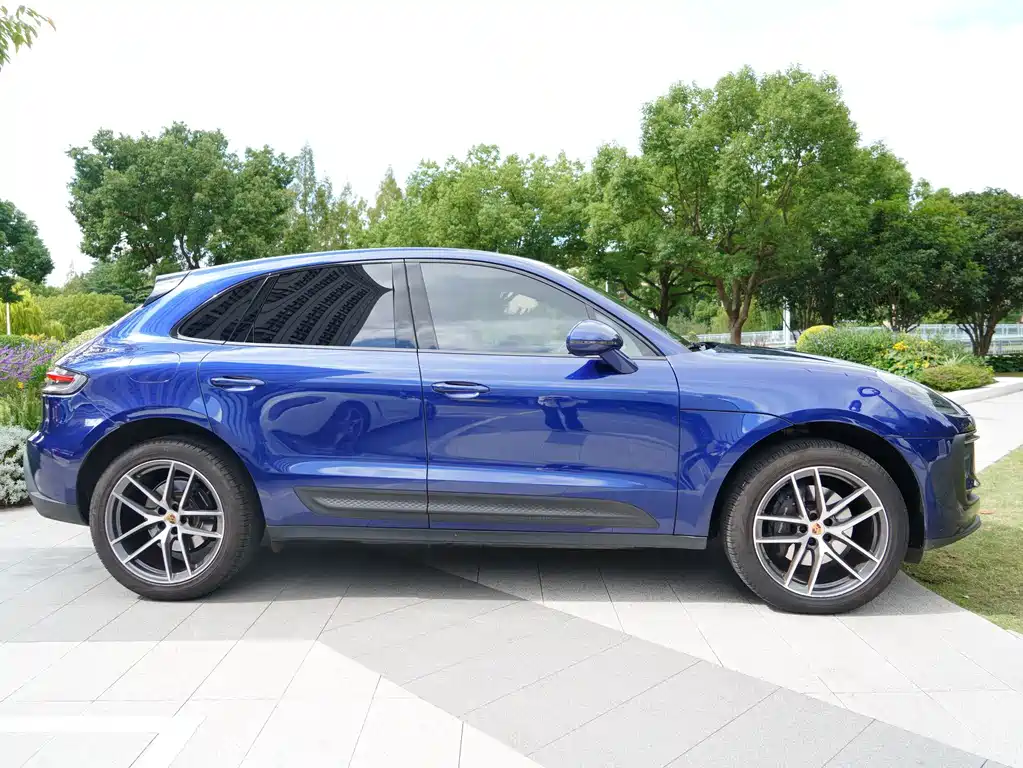 Porsche Macan — миниатюра 13