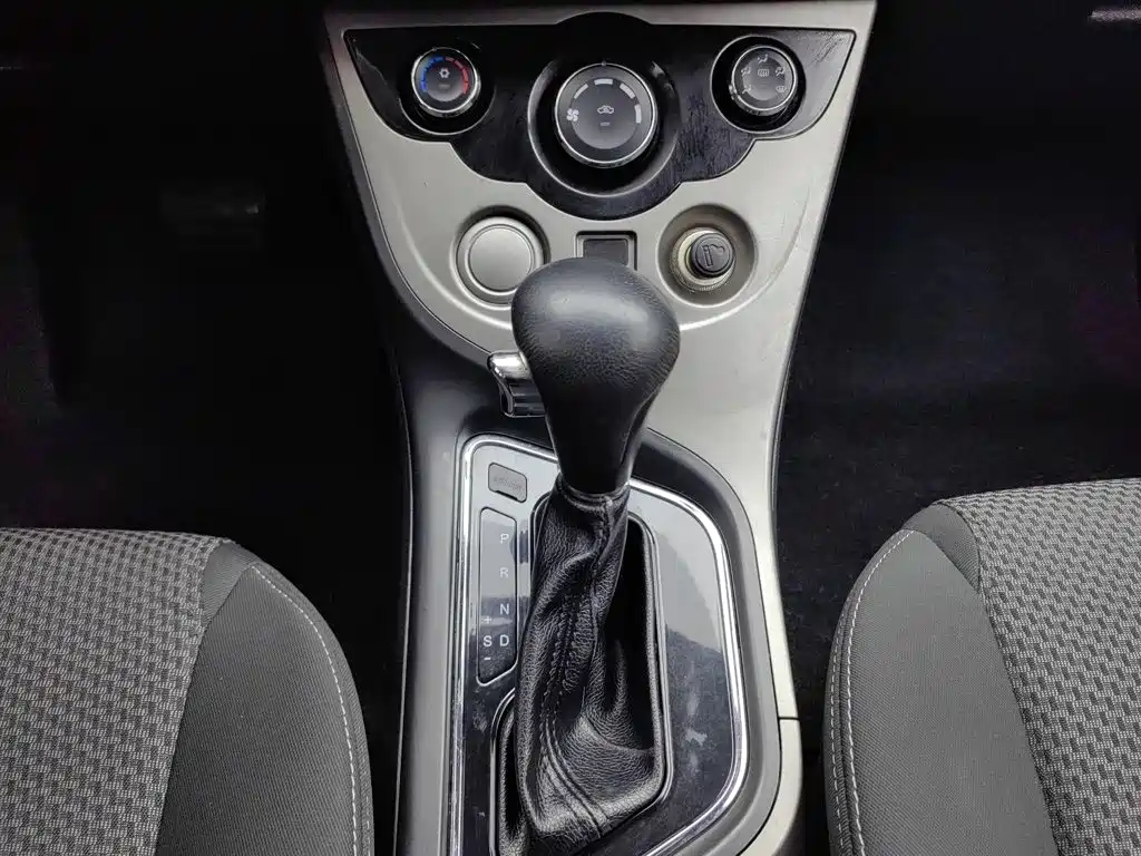Haima Haima M3 — миниатюра 13
