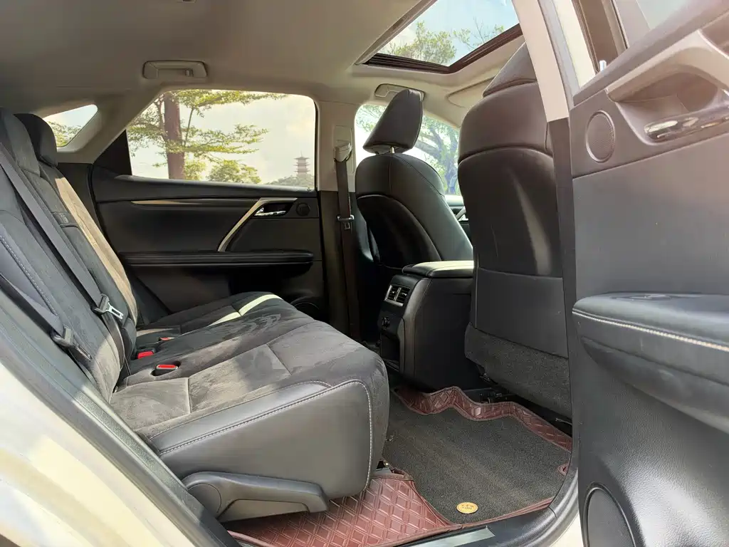 Lexus RX — миниатюра 11